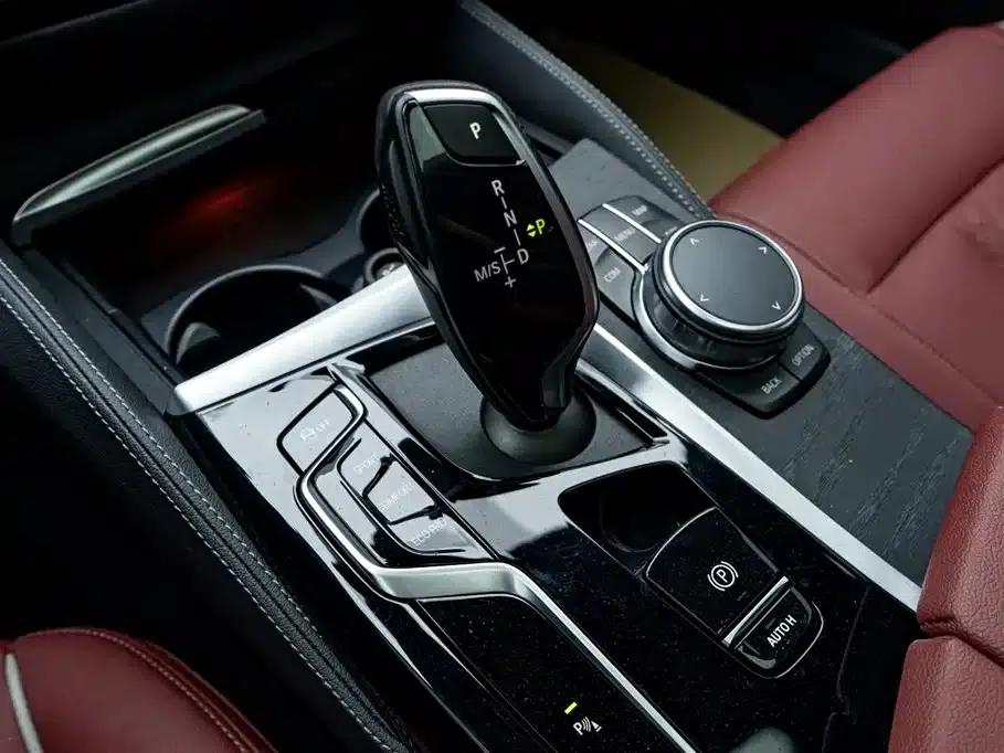 BMW 5 Series 2022 Facelift II 530Li Leading Model M Sport Package — миниатюра 12