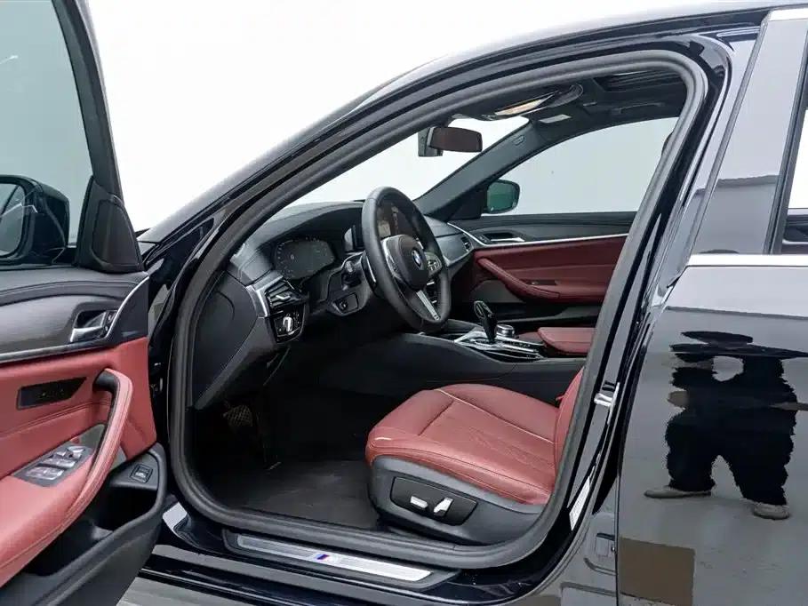 BMW 5 Series 2022 Facelift II 530Li Leading Model M Sport Package — миниатюра 13