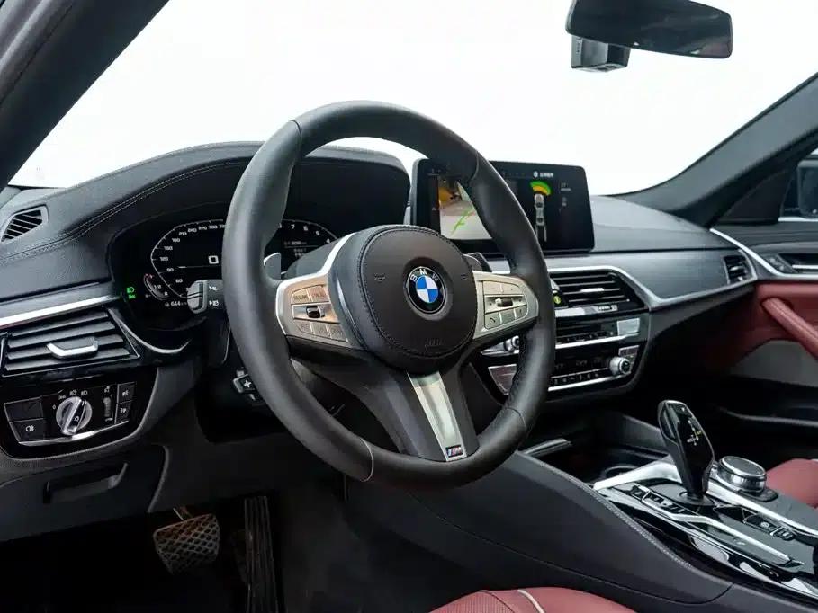 BMW 5 Series 2022 Facelift II 530Li Leading Model M Sport Package — миниатюра 14