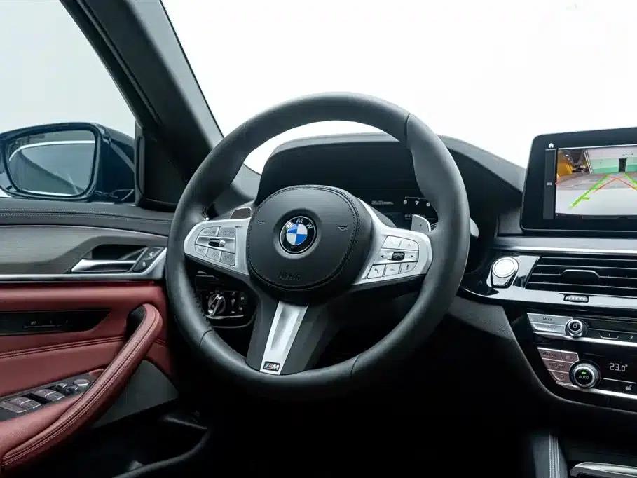 BMW 5 Series 2022 Facelift II 530Li Leading Model M Sport Package — миниатюра 19
