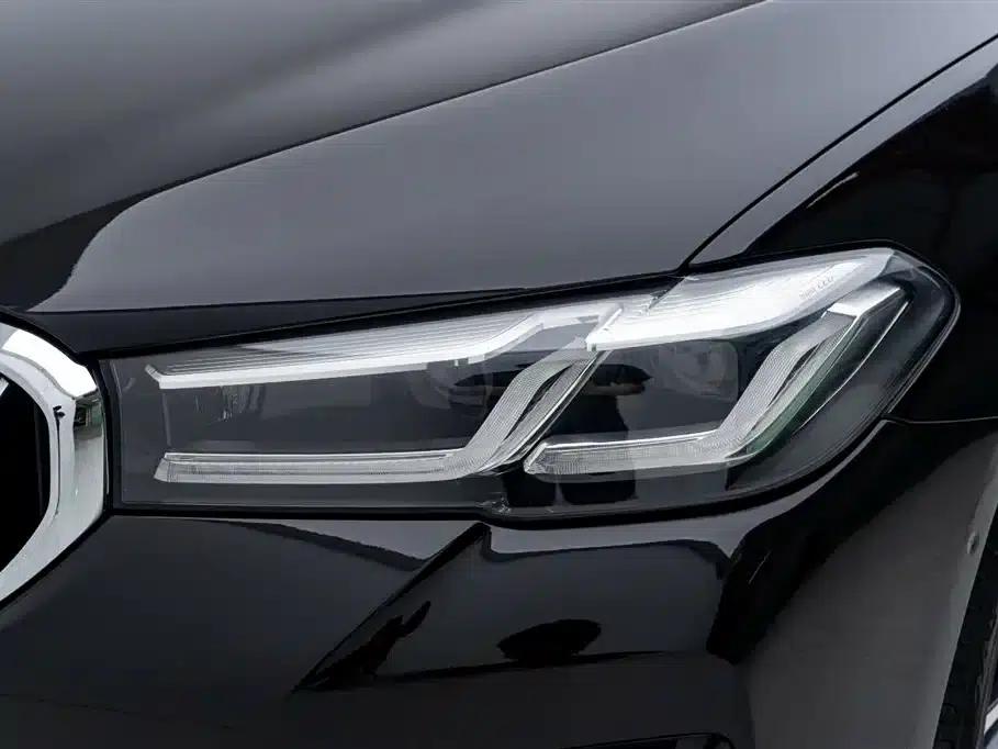 BMW 5 Series 2022 Facelift II 530Li Leading Model M Sport Package — миниатюра 25