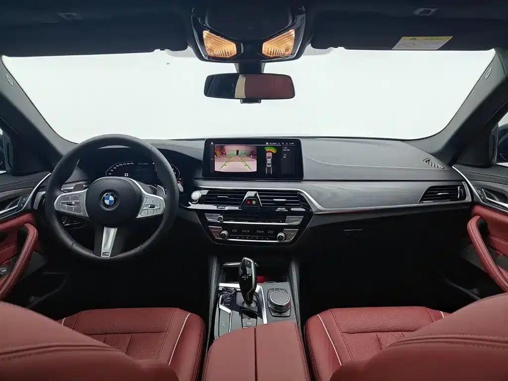 BMW 5 Series 2022 Facelift II 530Li Leading Model M Sport Package — миниатюра 9