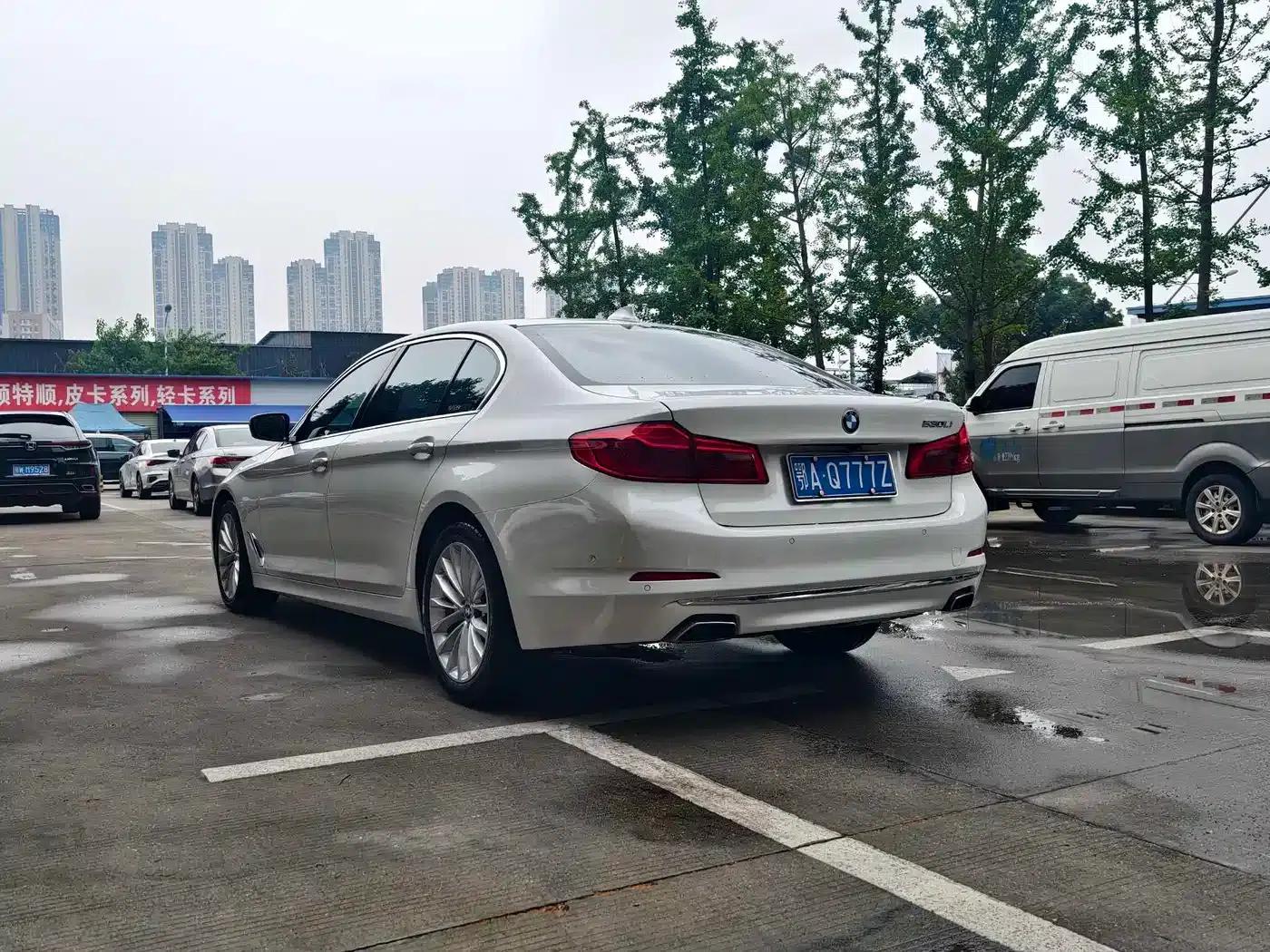 BMW 5 Series 2019 530Li Leading Luxury Package — миниатюра 7