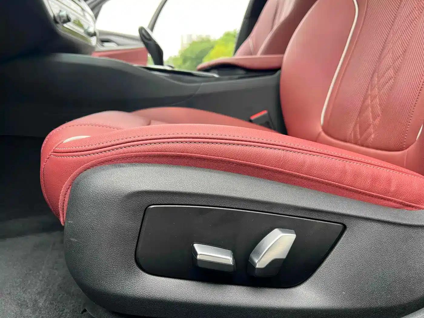 2023 BMW 5 Series 530Li Leading Edition M Sport Package — миниатюра 13