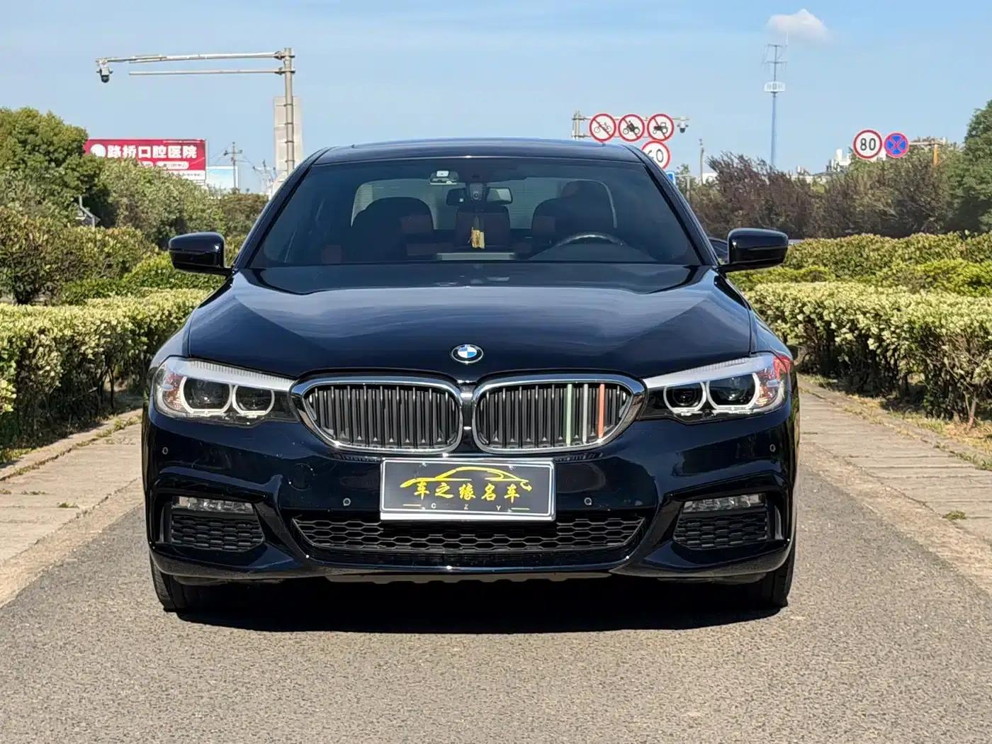 2018 BMW 5 Series Facelift 530Li Leading Edition M Sport Package — миниатюра 2