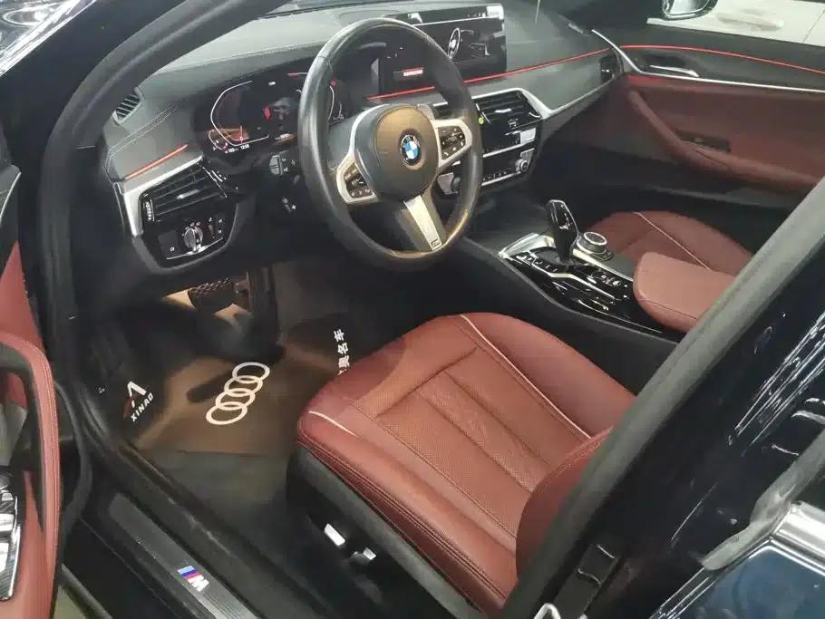 2022 BMW 5 Series 530Li xDrive M Sport Package — миниатюра 9