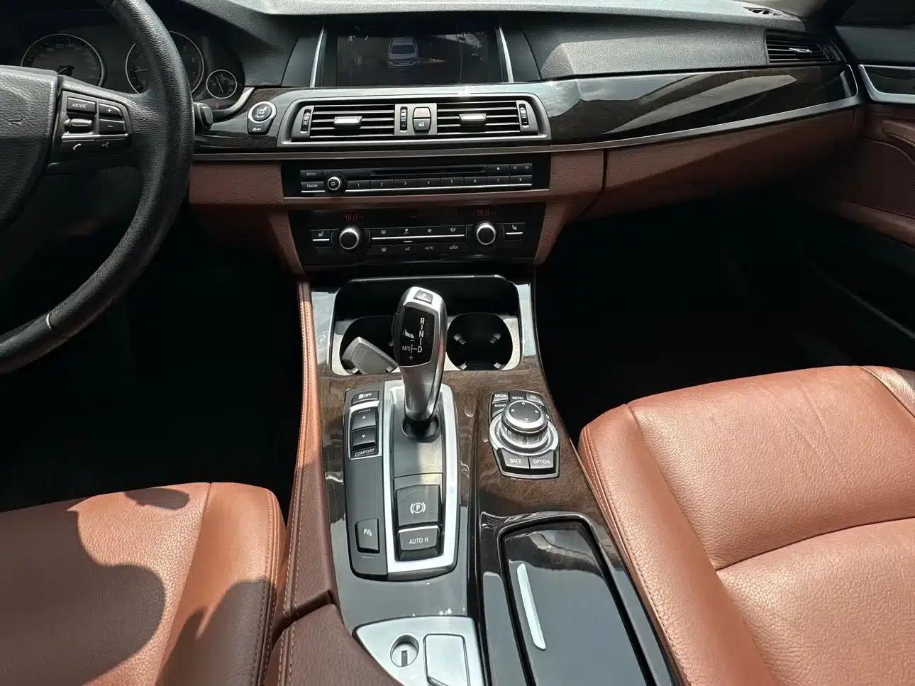 2014 BMW 5 Series 525Li Leading Edition — миниатюра 16