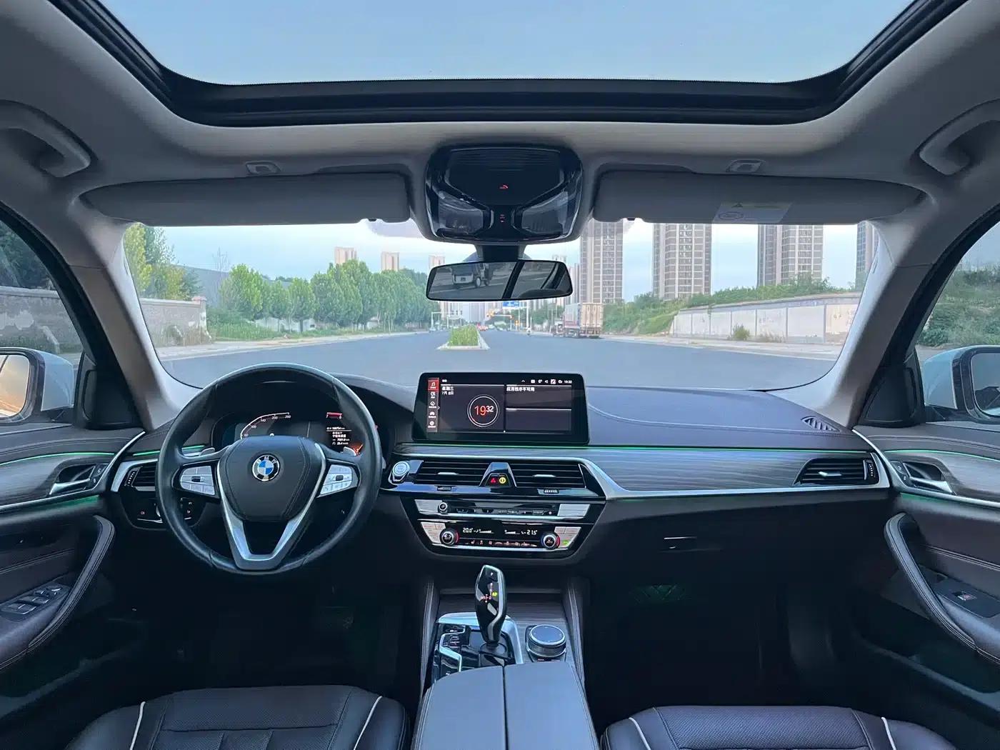 BMW 5 Series 2021 530Li Leading Luxury Package — миниатюра 8