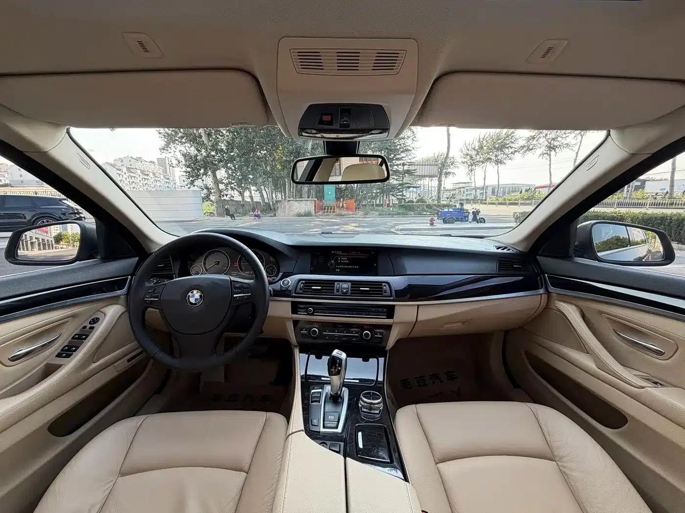 BMW 5 Series 2013 525Li Luxury — миниатюра 10