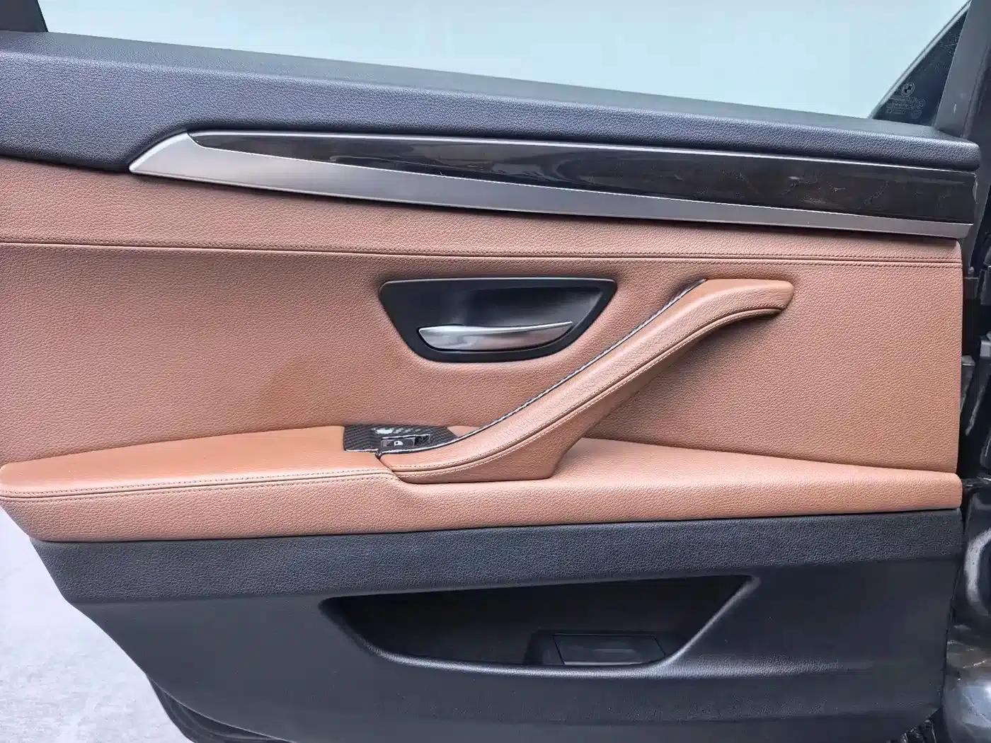 BMW 5 Series 2017 525Li Leading Edition — миниатюра 15