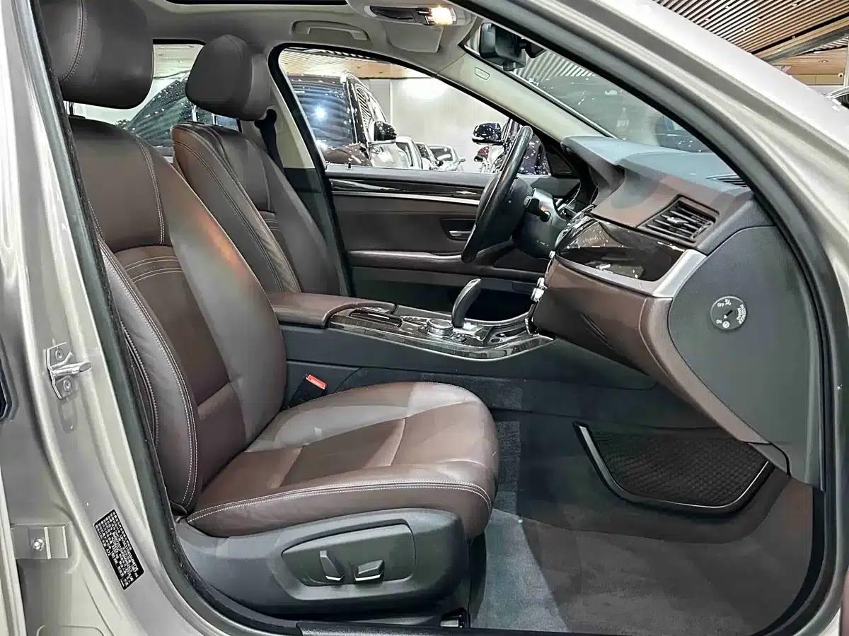 2017 BMW 5 Series 525Li Luxury Design Package — миниатюра 13