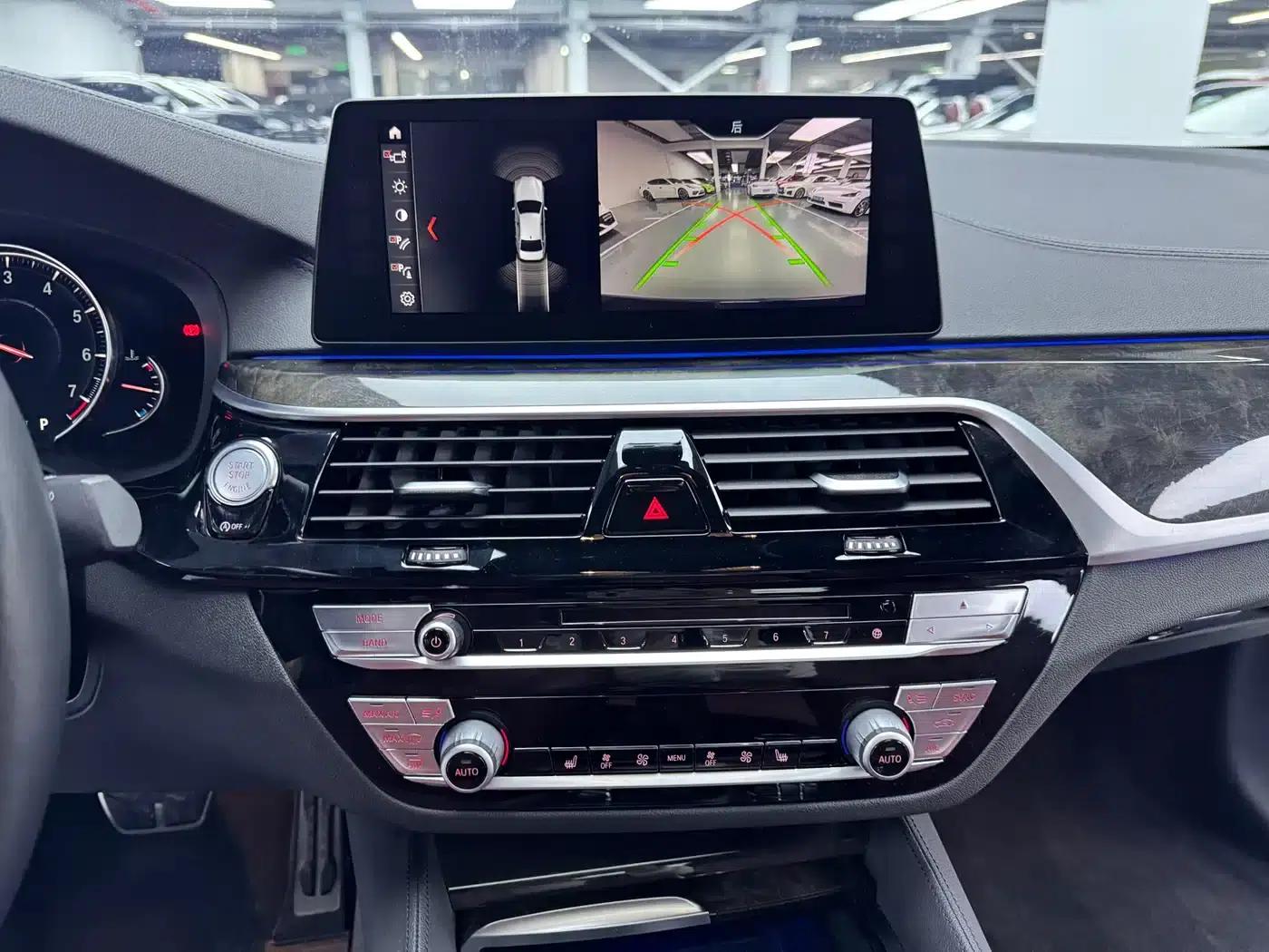 2018 BMW 5 Series Facelift 530Li Leading Edition M Sport Package — миниатюра 8