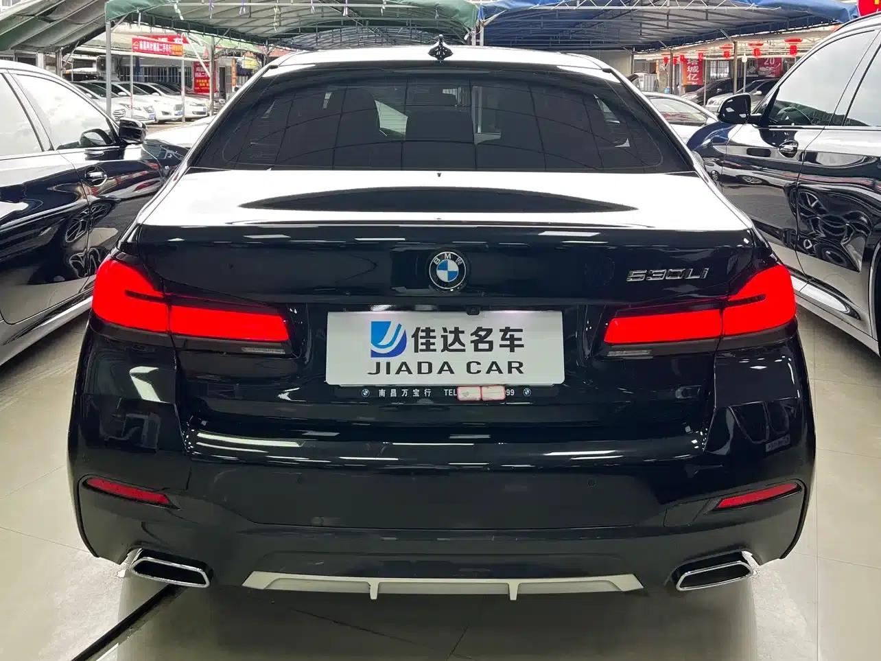 2023 BMW 5 Series 530Li Luxury M Sport Package — миниатюра 16