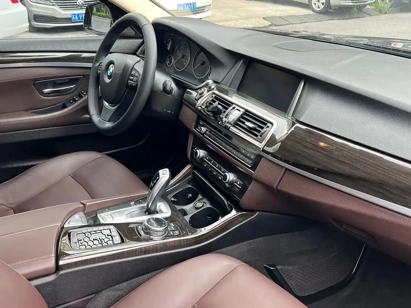 2014 BMW 5 Series 525Li Luxury Design Package — миниатюра 18
