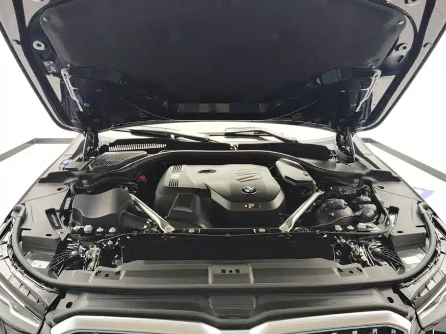 2024 BMW 5 Series 530Li xDrive M Sport Package — миниатюра 10