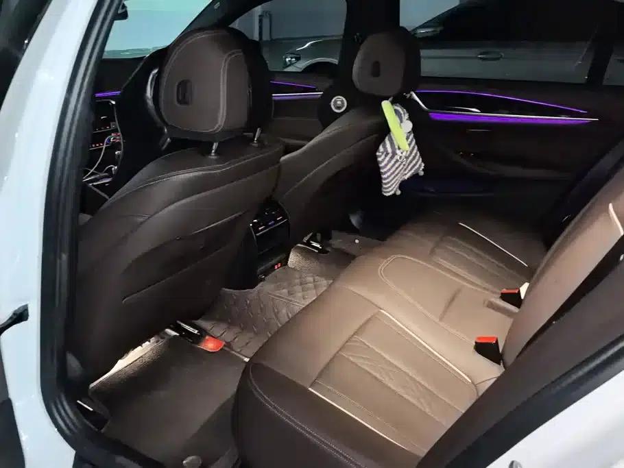 2022 BMW 5 Series Facelift 530Li Leading Edition M Sport Package — миниатюра 11