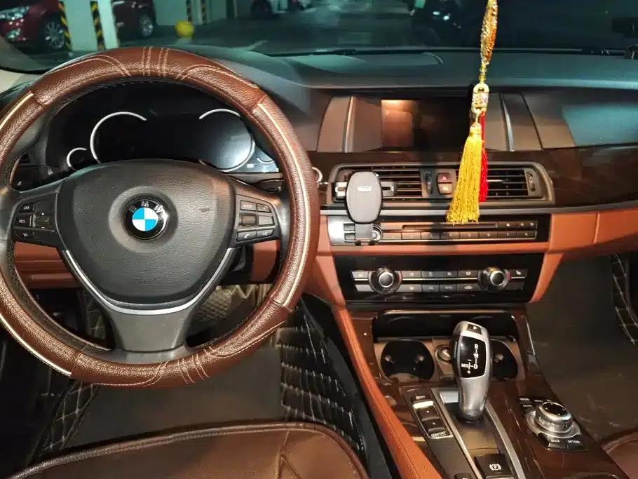 BMW 5 Series 2017 525Li Leading Edition — миниатюра 12