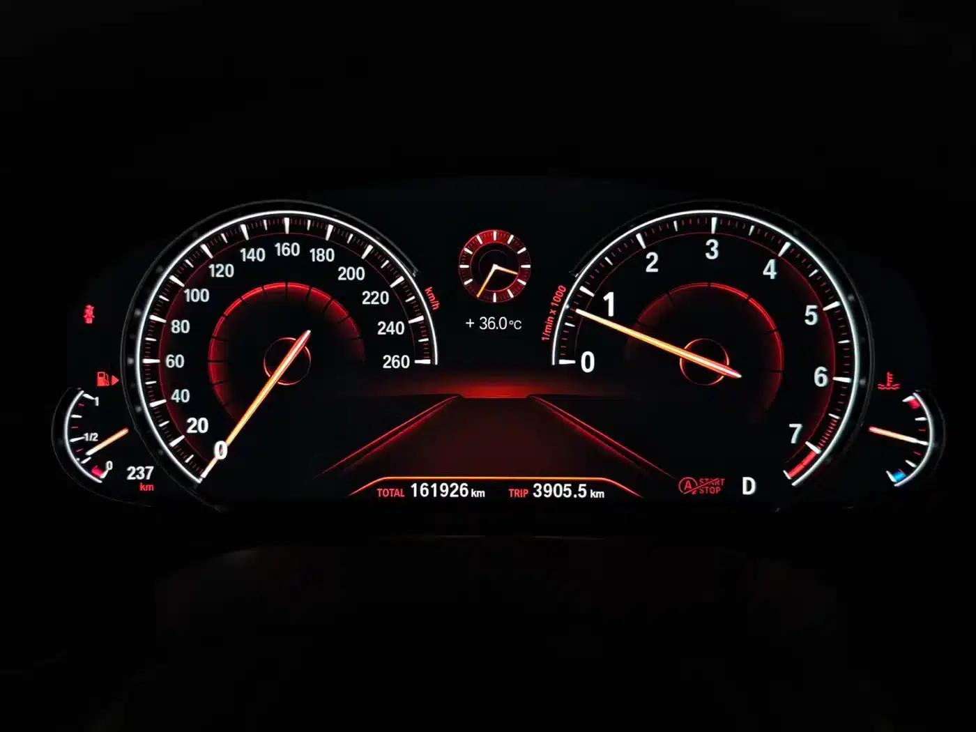 2018 BMW 5 Series 530Li Leading Luxury Package — миниатюра 15