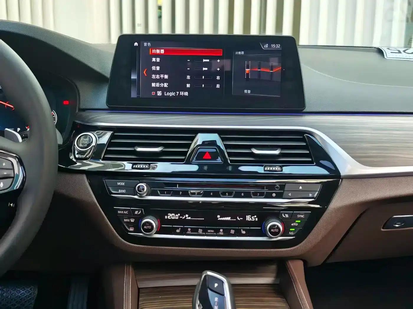 2018 BMW 5 Series 530Li Leading Luxury Package — миниатюра 17