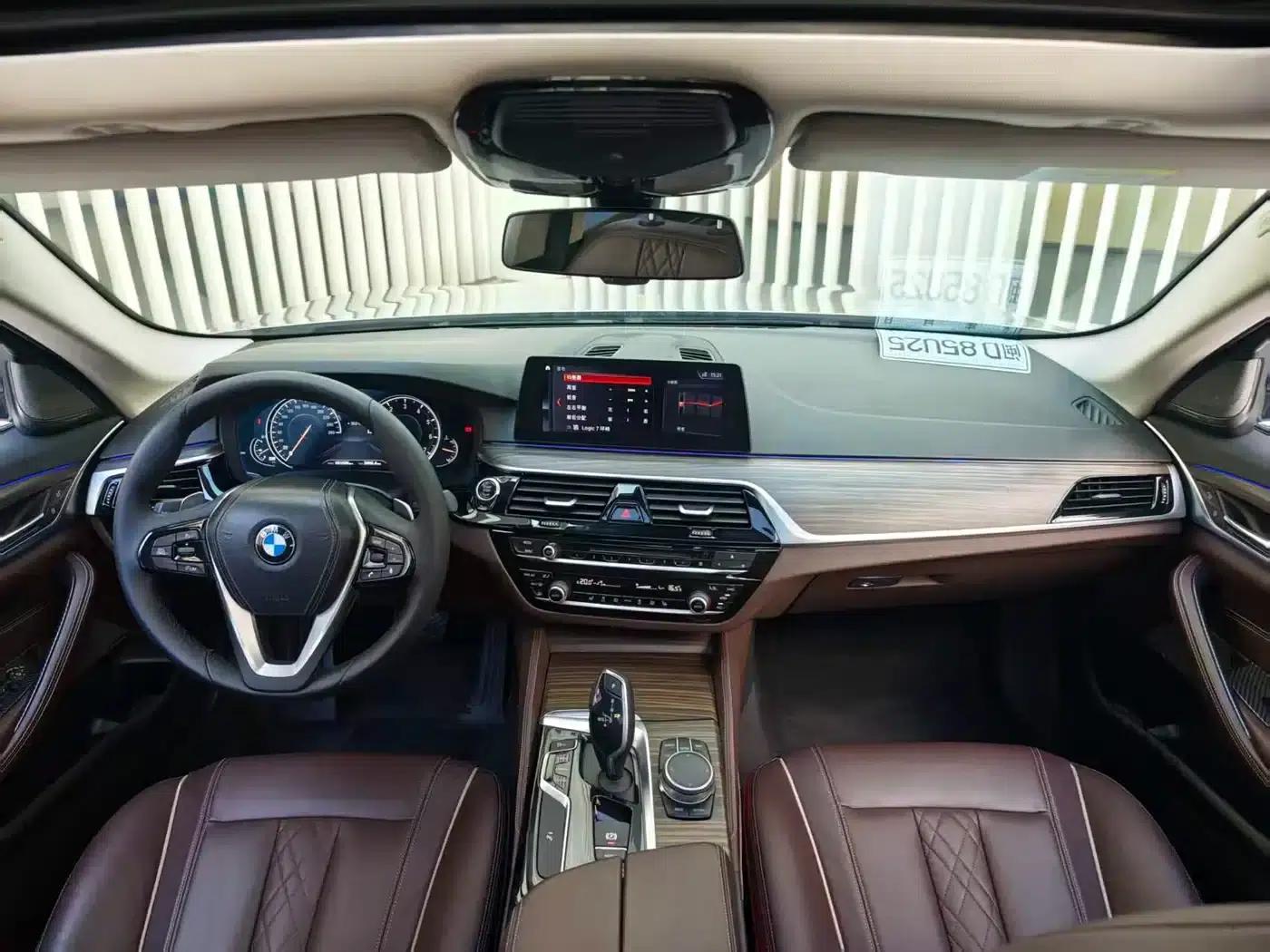 2018 BMW 5 Series 530Li Leading Luxury Package — миниатюра 7