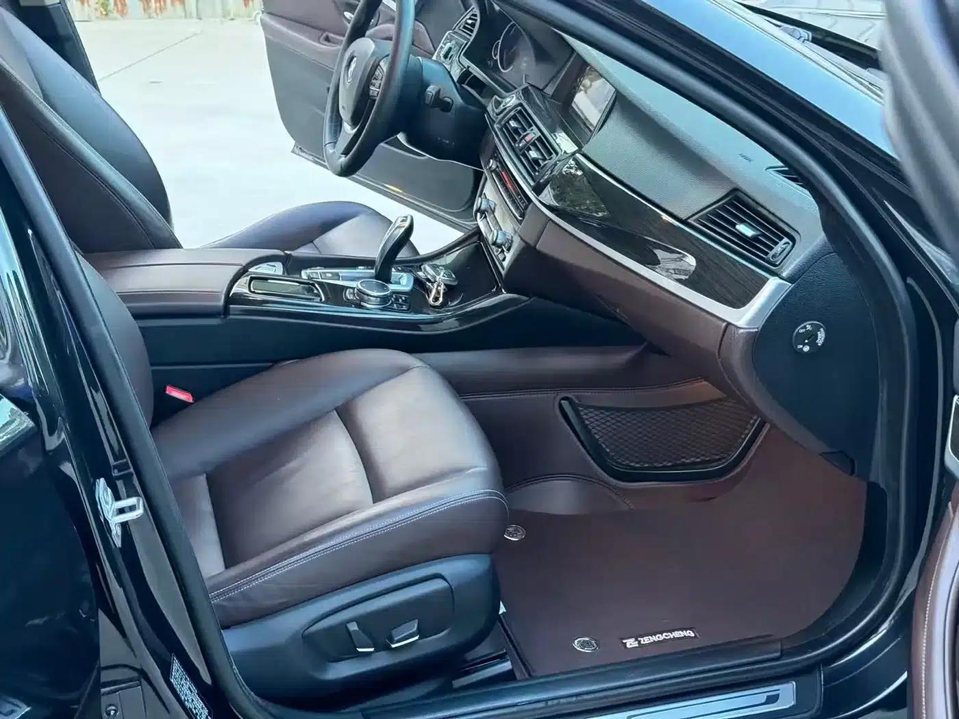 2017 BMW 5 Series 525Li Luxury Design Package — миниатюра 6