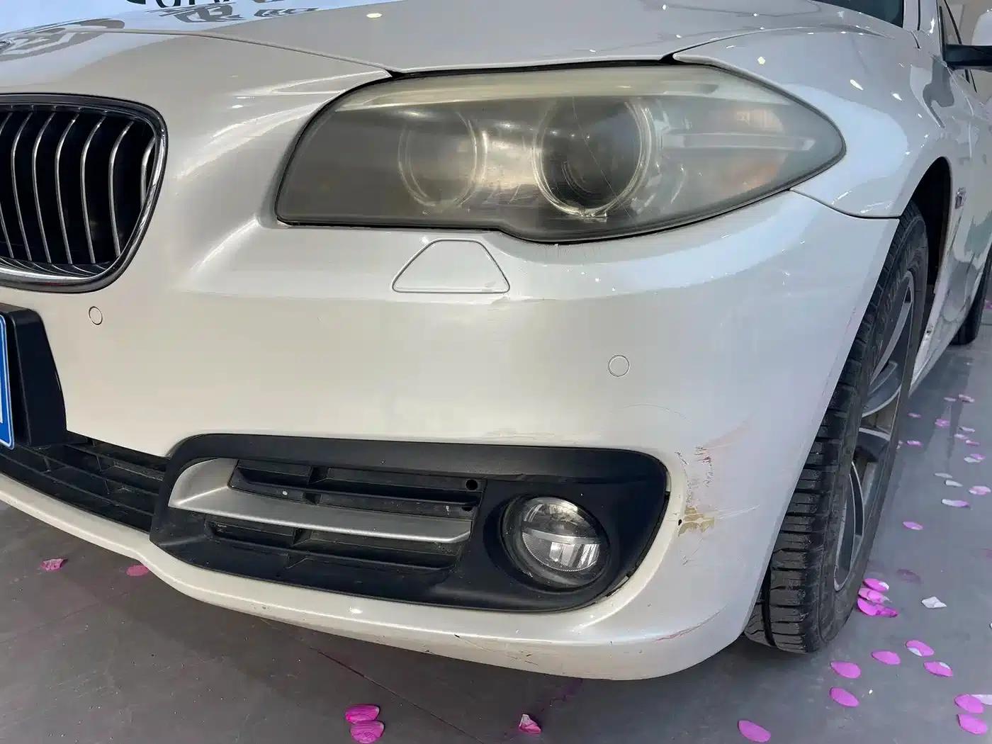 BMW 5 Series 2017 520Li Elegant Edition — миниатюра 17