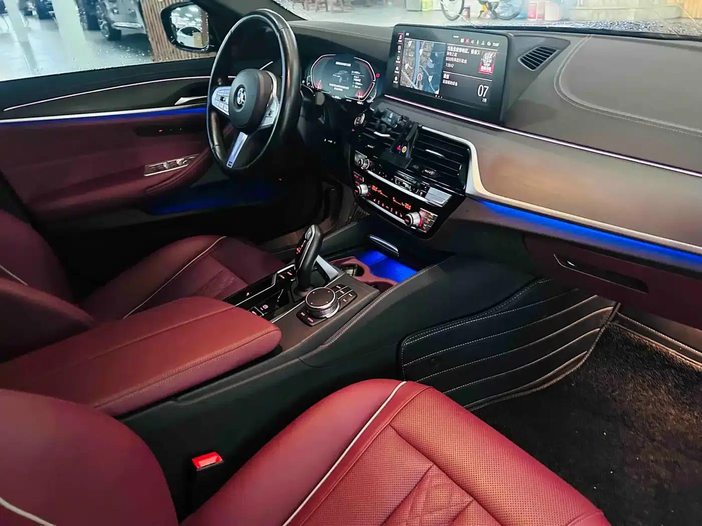 2023 BMW 5 Series 530Li xDrive M Sport Package — миниатюра 16