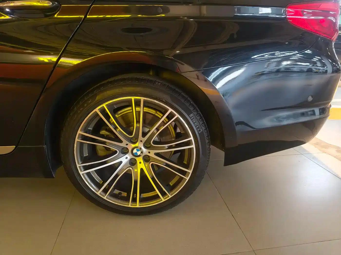 BMW 5 Series 2019 530Li Luxury Package — миниатюра 12