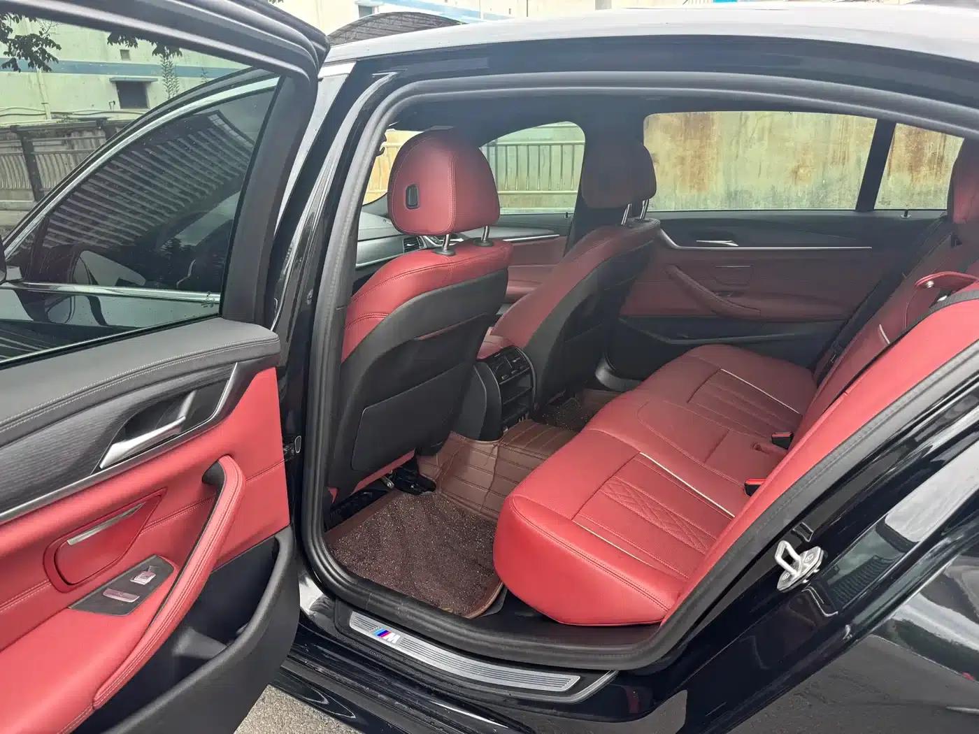 2022 BMW 5 Series Facelift 530Li Leading Edition M Sport Package — миниатюра 6