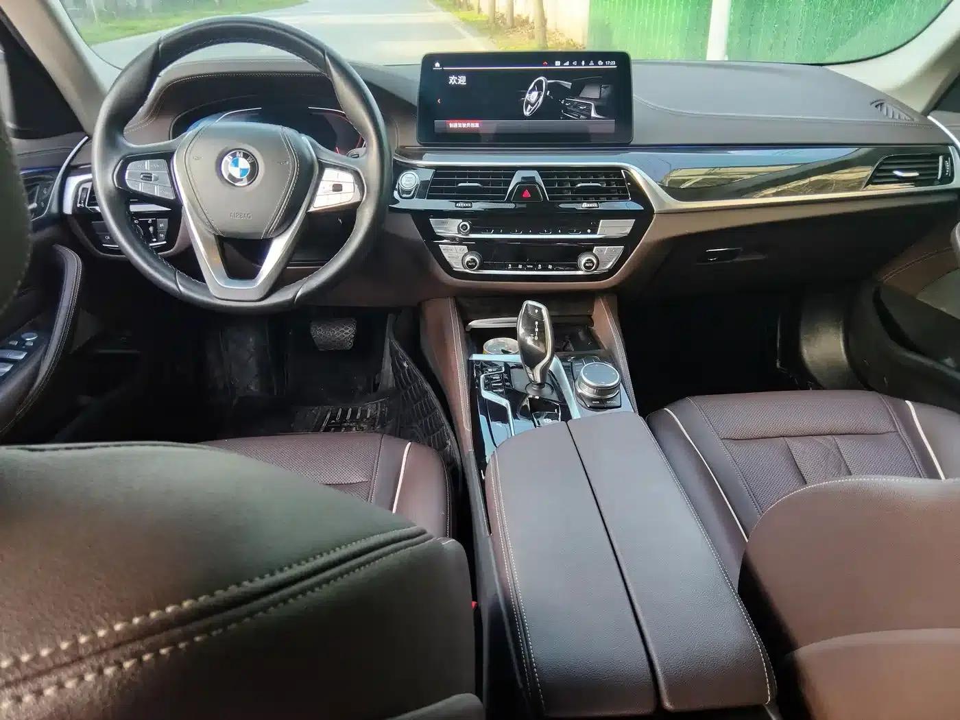 2022 BMW 5 Series Facelift 525Li Luxury Package — миниатюра 6