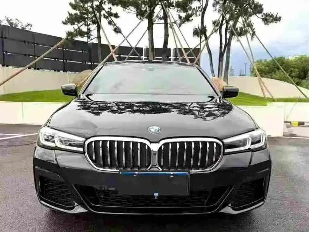 2023 BMW 5 Series 530Li Luxury M Sport Package — миниатюра 2