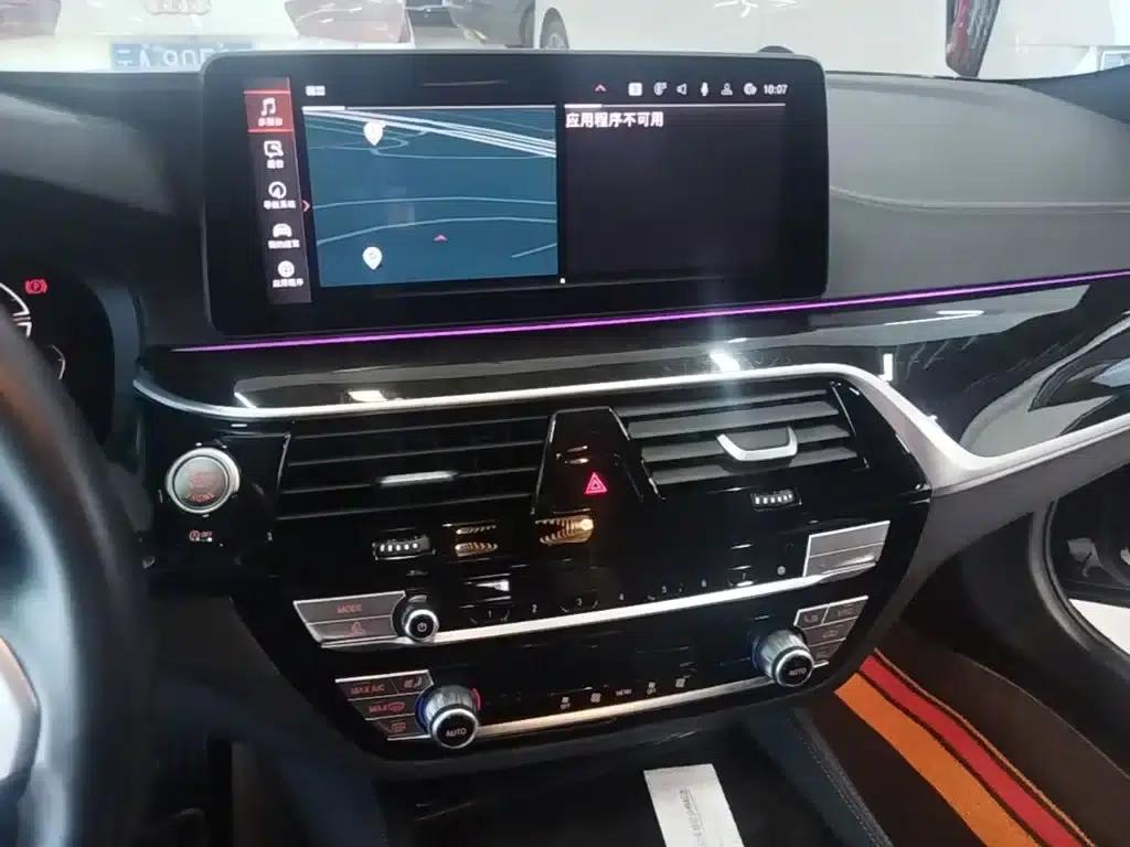 BMW 5 Series 2022 Facelift II 525Li M Sport Package — миниатюра 13