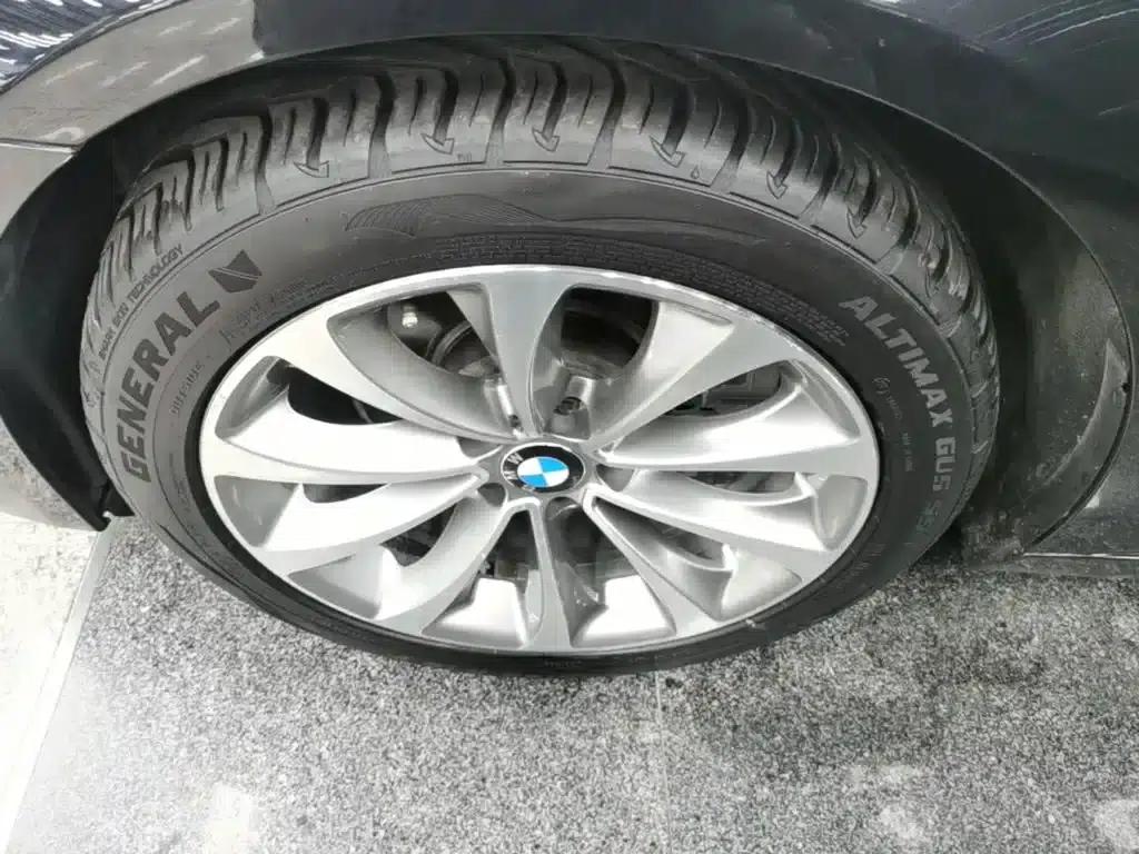 BMW 5 Series 2017 525Li Leading Edition — миниатюра 23
