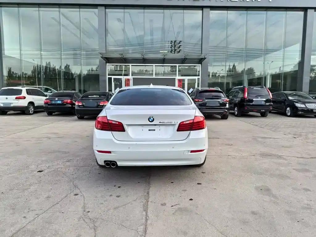 BMW 5 Series 2017 520Li Elegant Edition — миниатюра 5