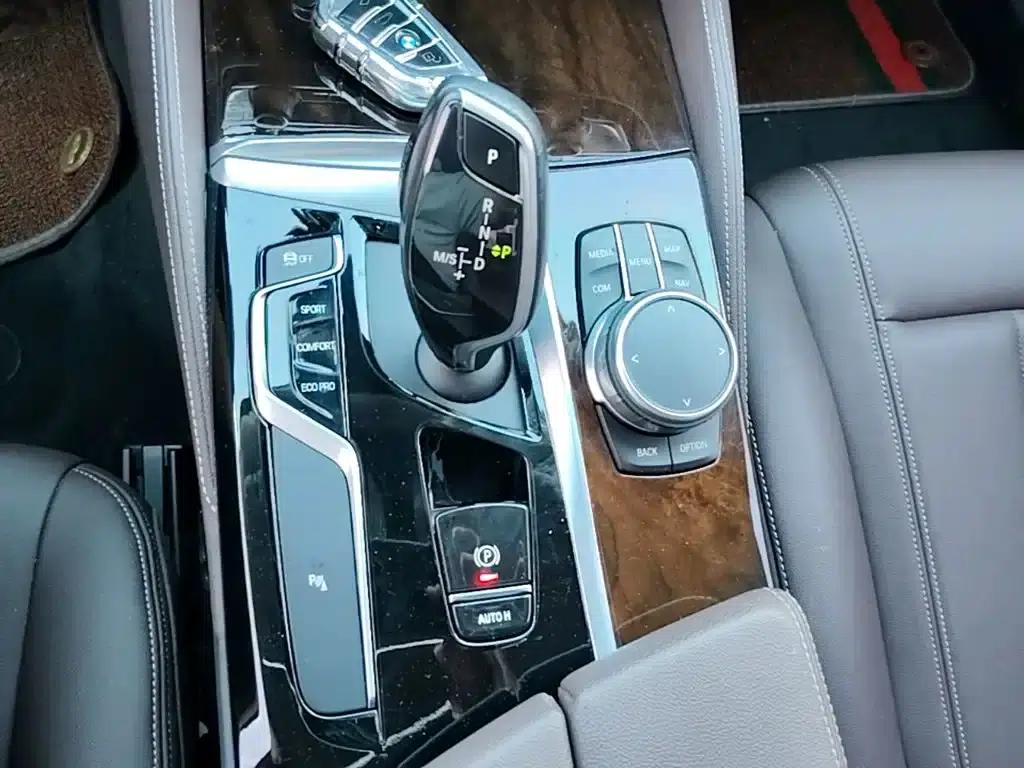 2019 BMW 5 Series Facelift 525Li Luxury Package — миниатюра 14