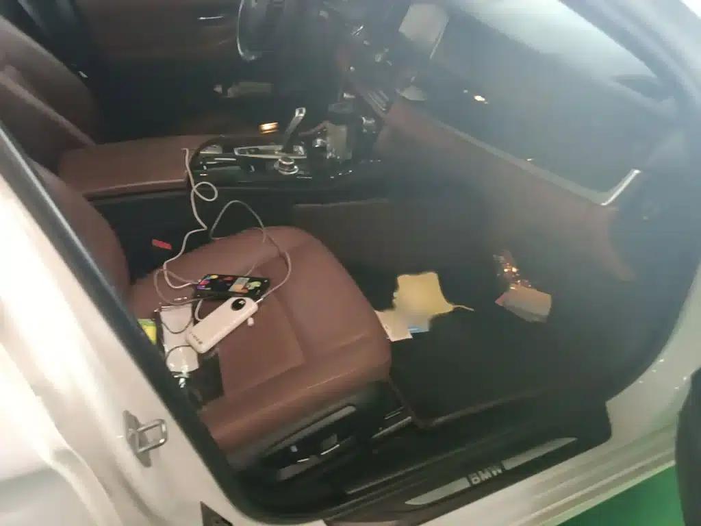 2014 BMW 5 Series 520Li Elegant Edition — миниатюра 17