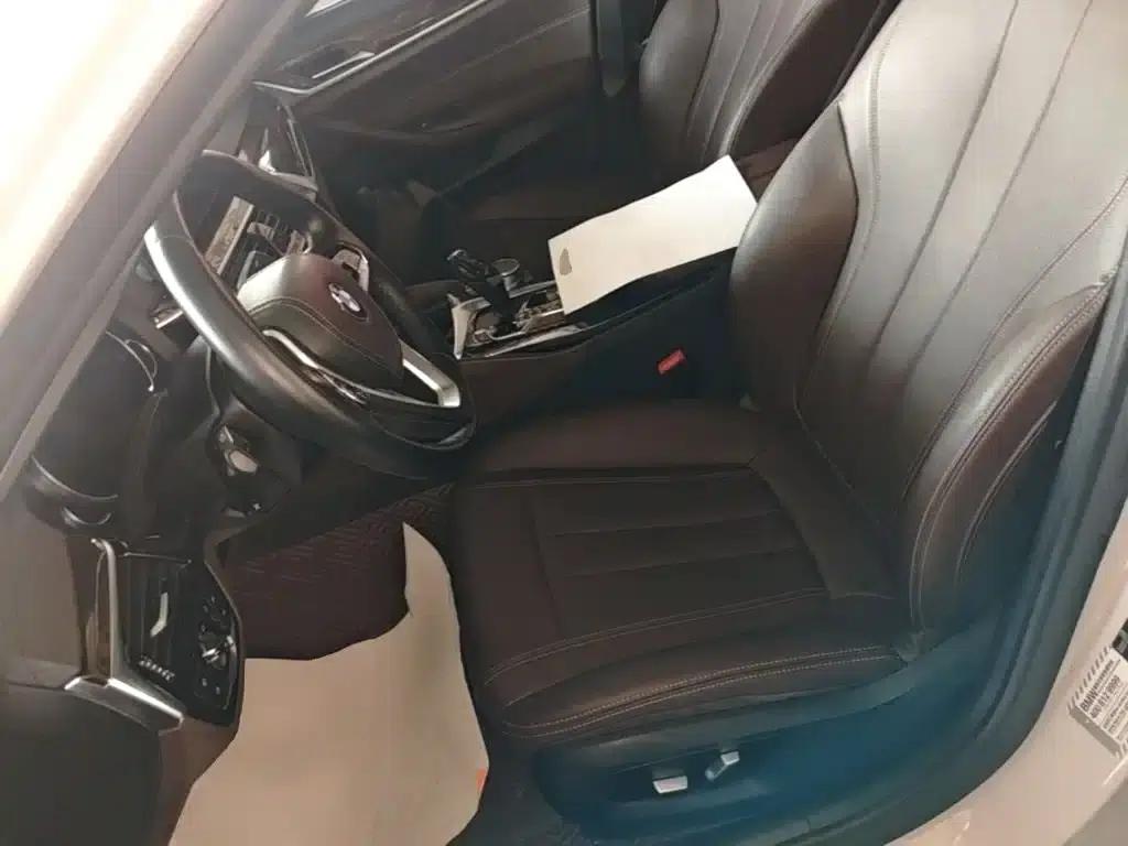 2018 BMW 5 Series 525Li Luxury Package — миниатюра 11