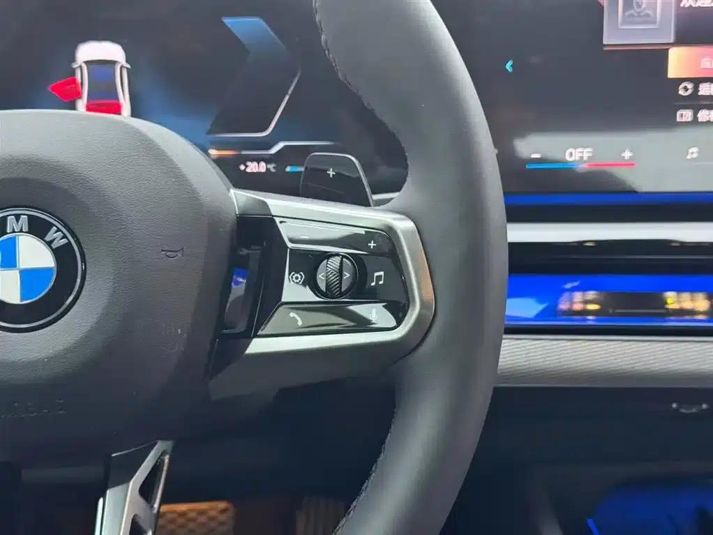 2024 BMW 5 Series Imported Model 525i M Sport Package — миниатюра 16