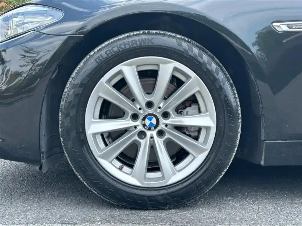 2015 BMW 5 Series Imported Model 520i Elegant Edition — миниатюра 18