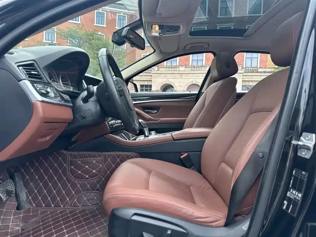 2015 BMW 5 Series Imported Model 520i Elegant Edition — миниатюра 5
