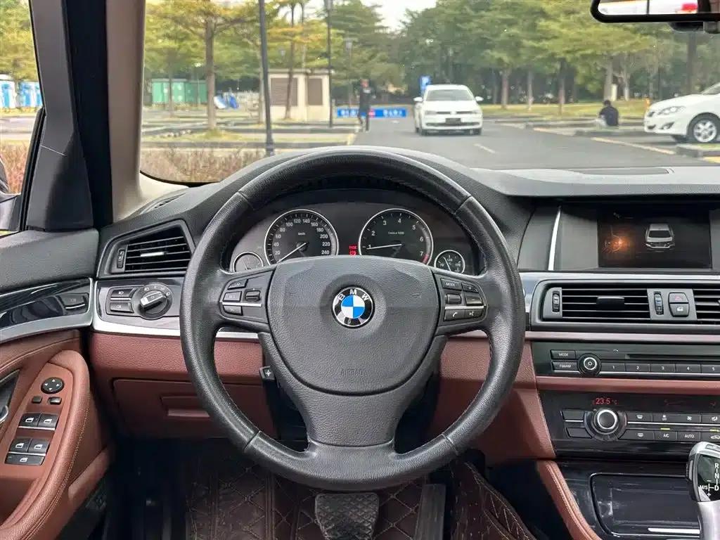 2015 BMW 5 Series Imported Model 520i Elegant Edition — миниатюра 8