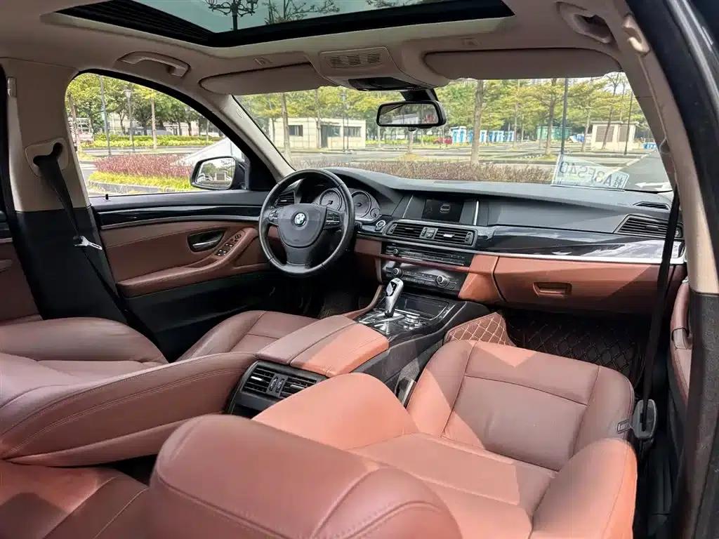 2015 BMW 5 Series Imported Model 520i Elegant Edition — миниатюра 10