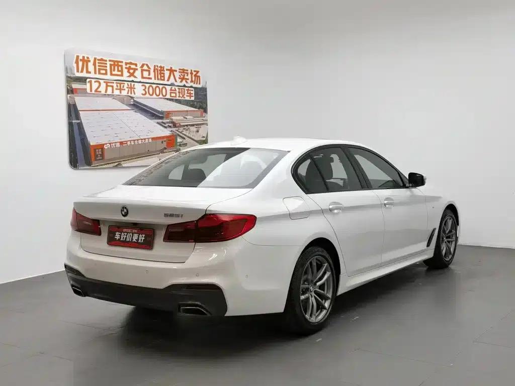 2018 BMW 5 Series (Imported) 525i M Sport Package — миниатюра 2