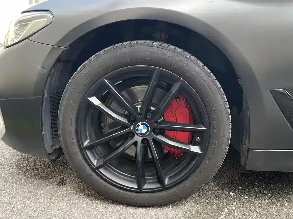 2021 BMW 5 Series Imported Model 525i M Sport Package — миниатюра 12