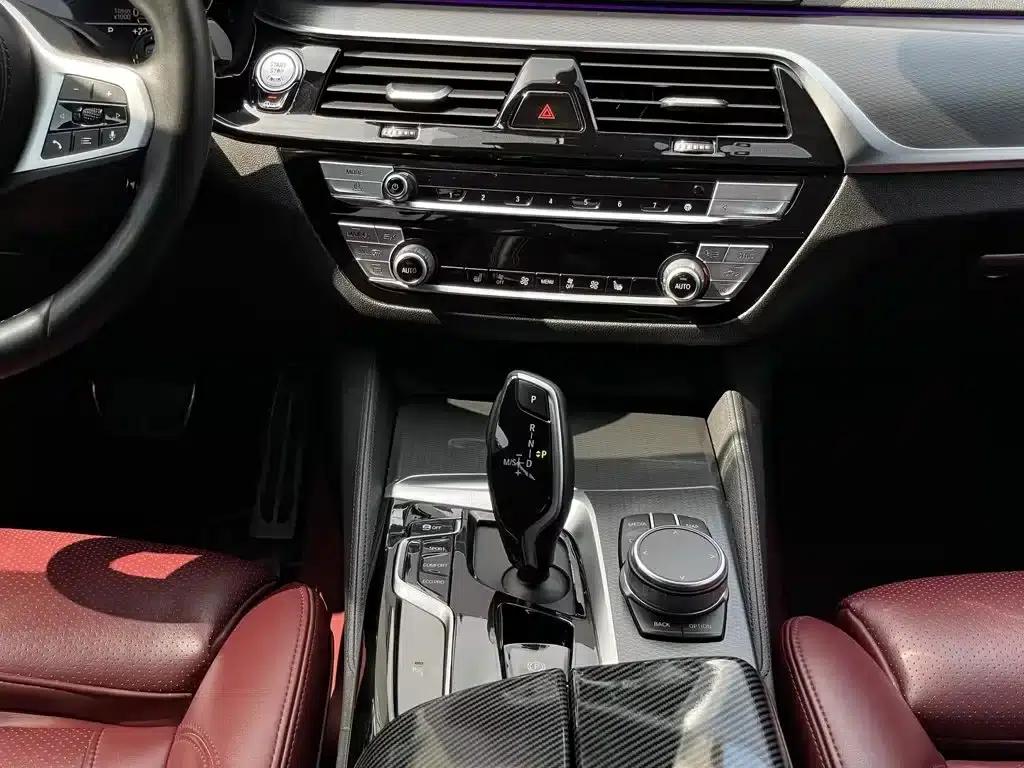 2021 BMW 5 Series Imported Model 525i M Sport Package — миниатюра 5