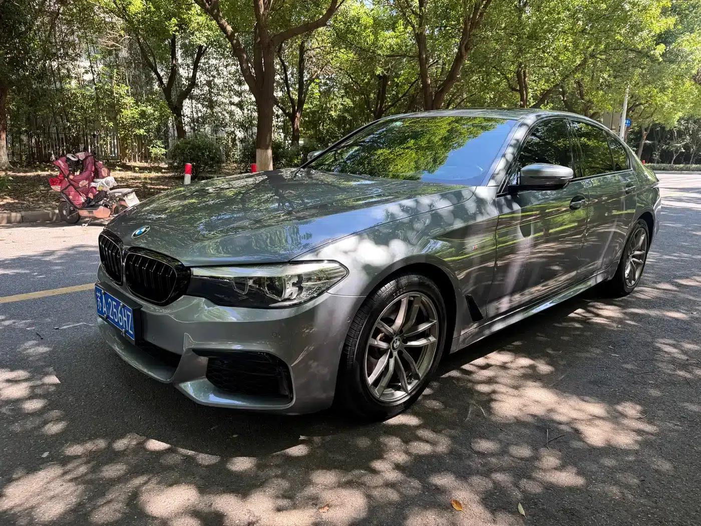 2019 BMW 5 Series Imported Model 525i M Sport Package — миниатюра 2