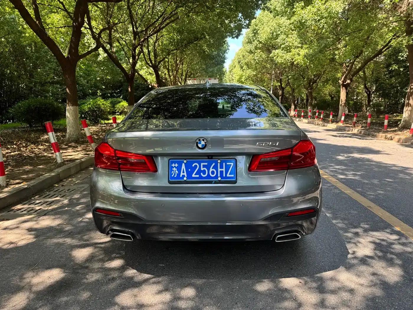 2019 BMW 5 Series Imported Model 525i M Sport Package — миниатюра 9
