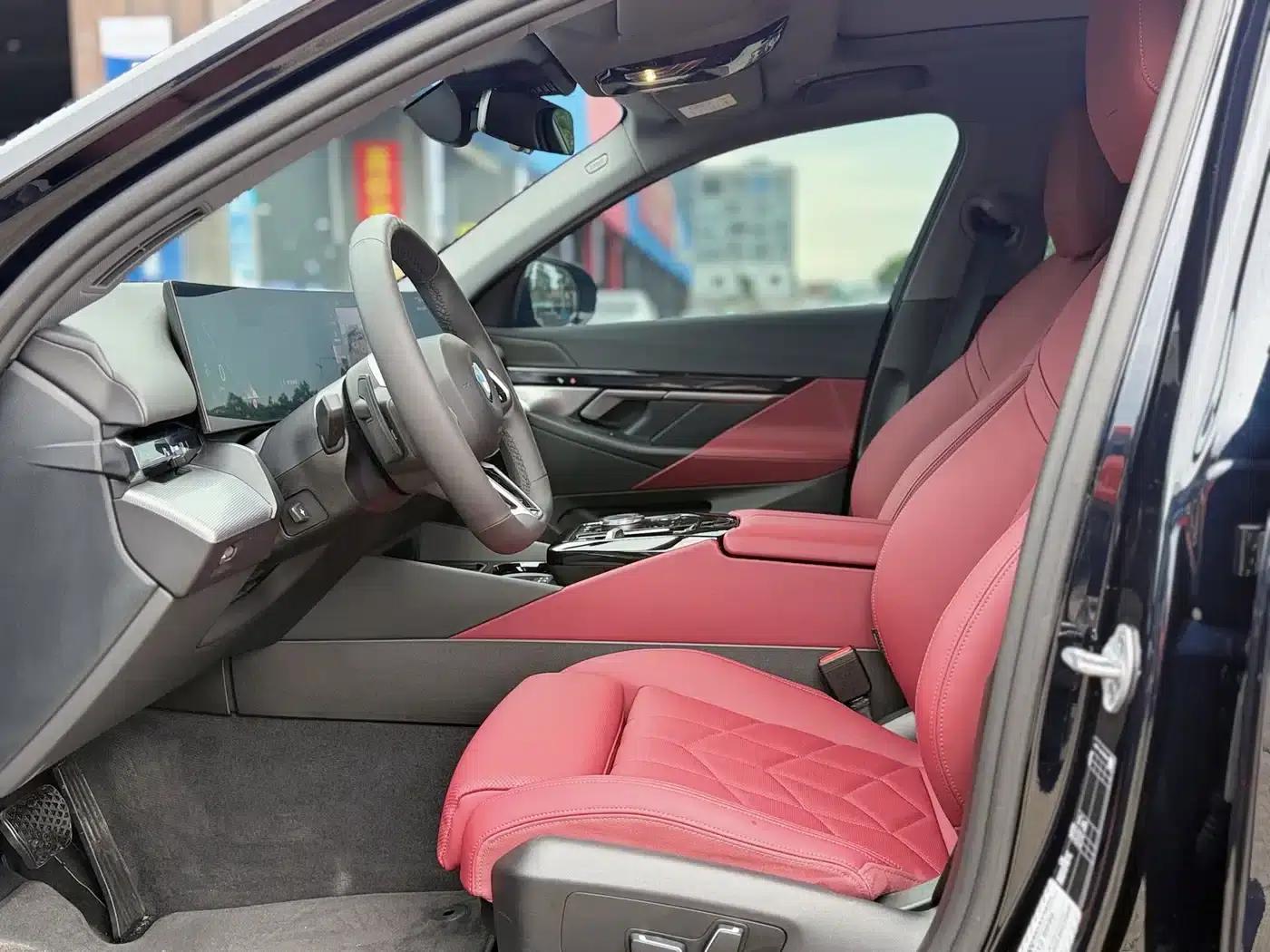 BMW 5 Series (Imported) 2024 525i M Sport Package — миниатюра 12