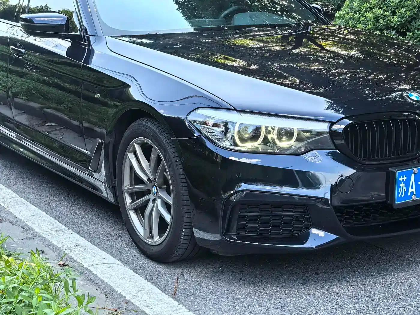 2019 BMW 5 Series Imported Model 525i M Sport Package — миниатюра 17