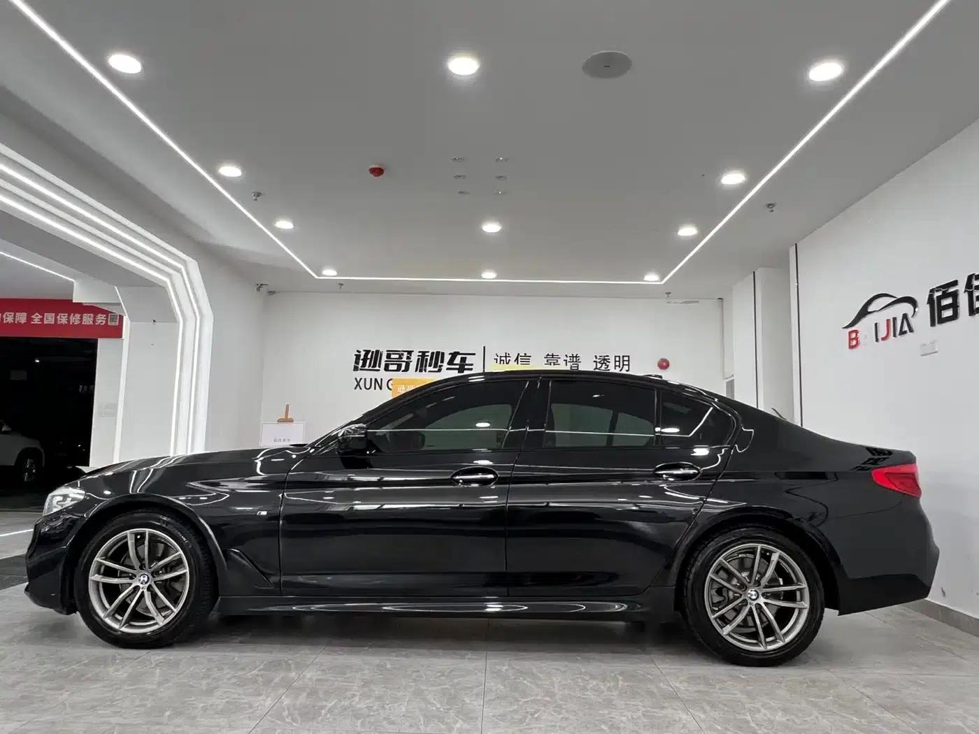 2018 BMW 5 Series (Imported) 525i M Sport Package — миниатюра 4